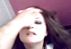 Pequeño lesbiana con pequeño tetas porno ruso familia consigue lamido