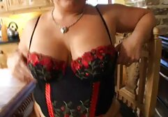 La chica muestra su maravillosa pareja natural rusas lesbianas xxx